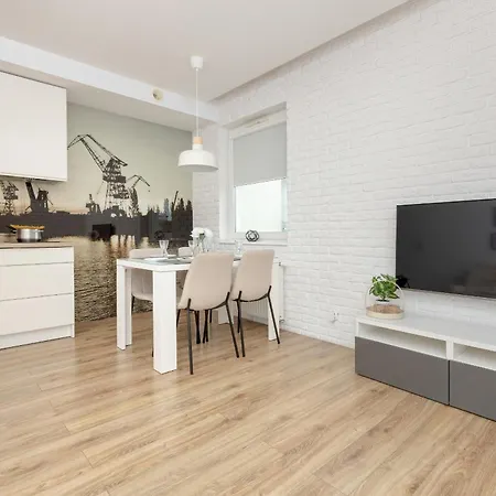Modern With Balcony Srodmiescie By Renters *