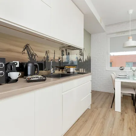 Modern With Balcony Srodmiescie By Renters Danzig