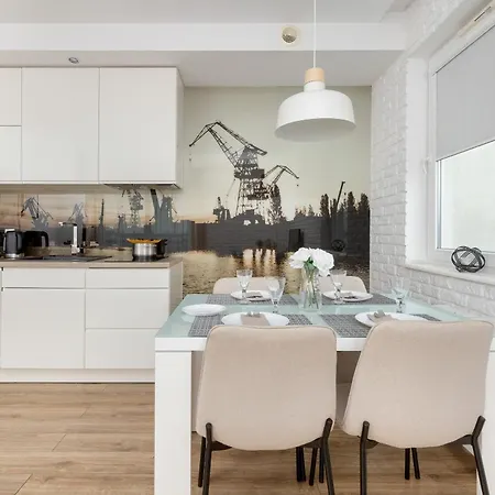 Modern With Balcony Srodmiescie By Renters Gdańsk